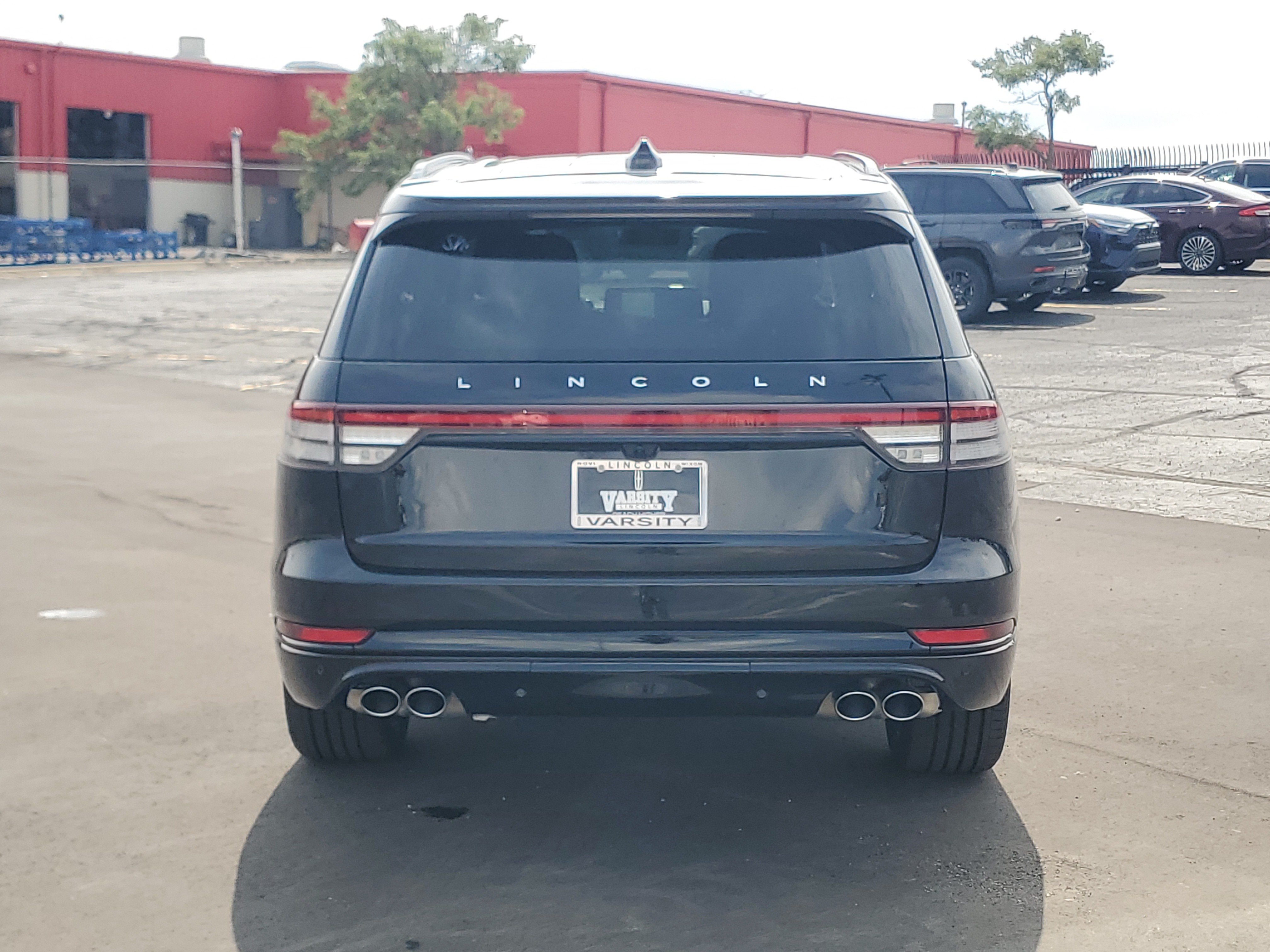 New 2026 Lincoln Aviator Reserve AWD/4WD image 4