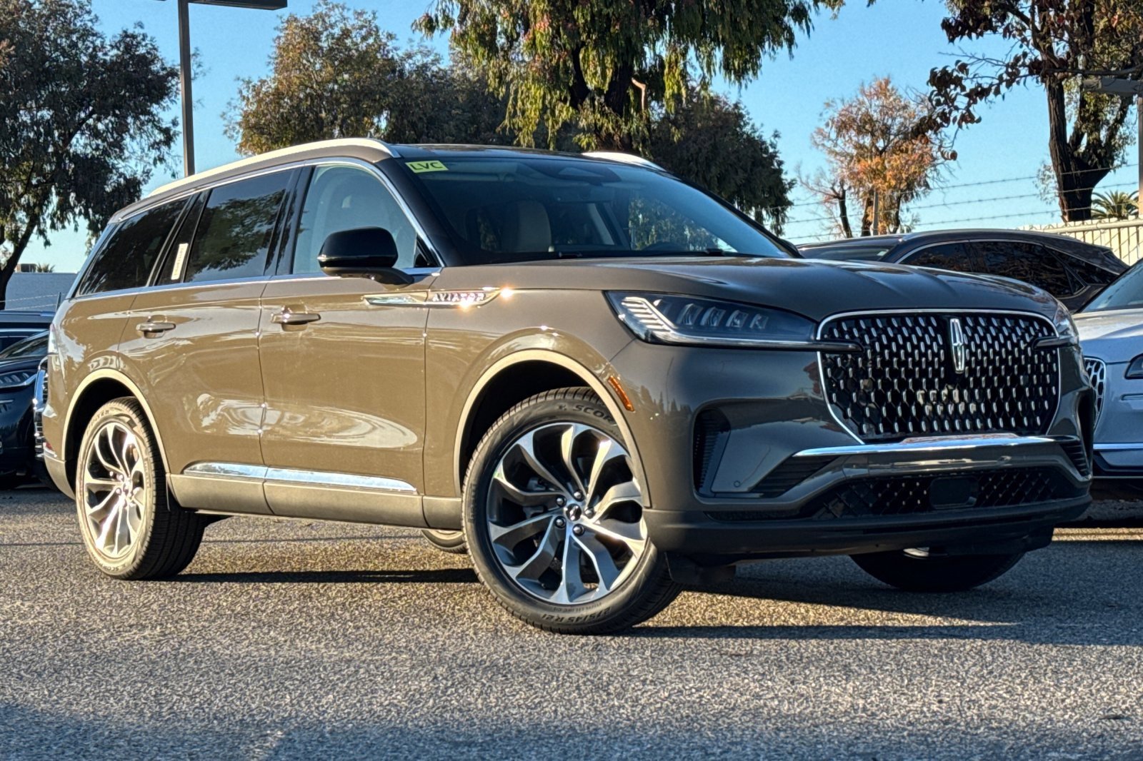New 2026 Lincoln Aviator Reserve image 2