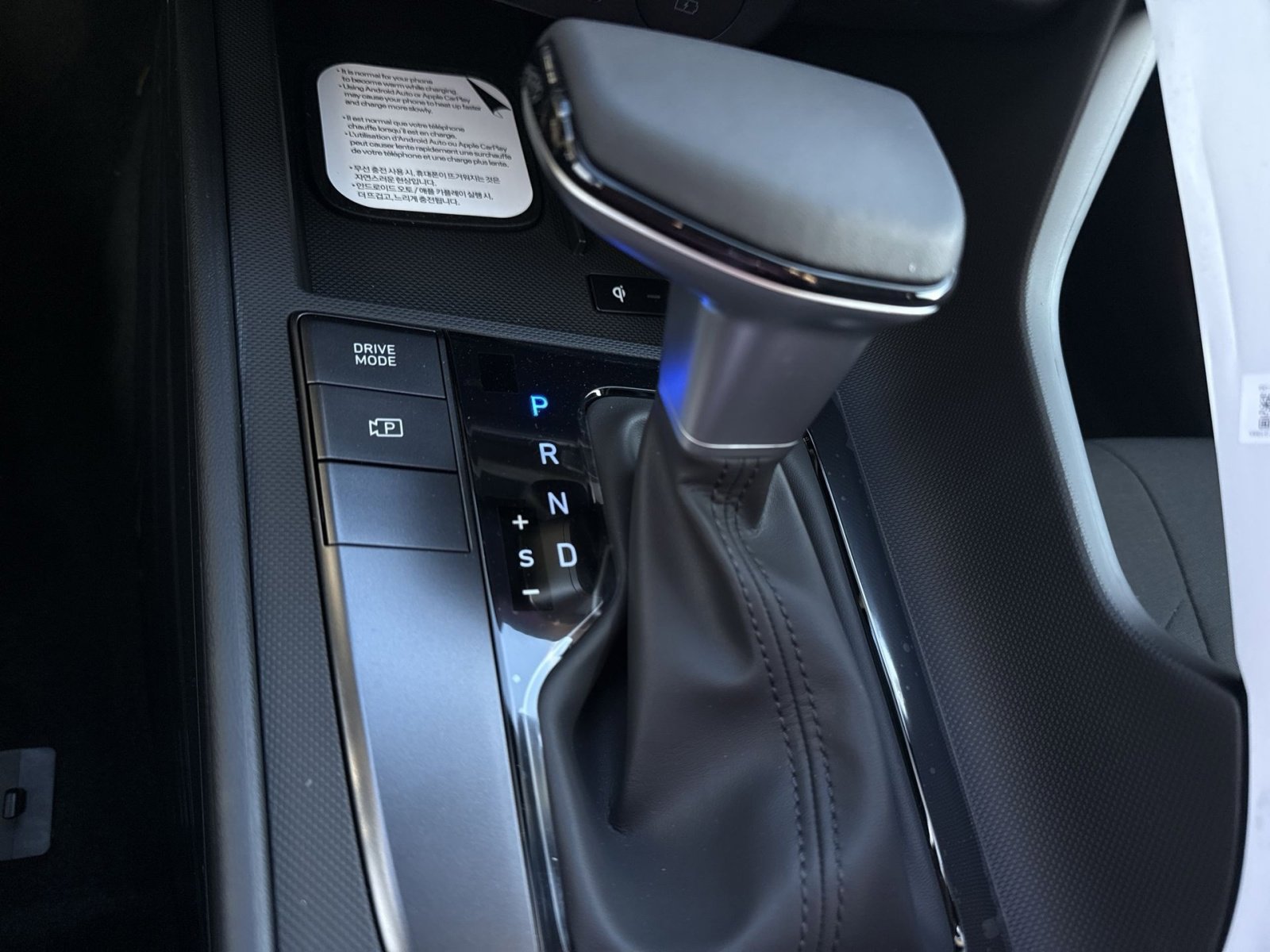 New 2026 Hyundai Elantra Sport FWD image 21