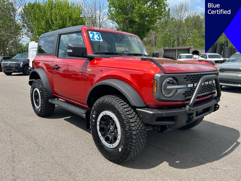 Used 2023 Ford Bronco Badlands w/ Sasquatch Package AWD/4WD image 2