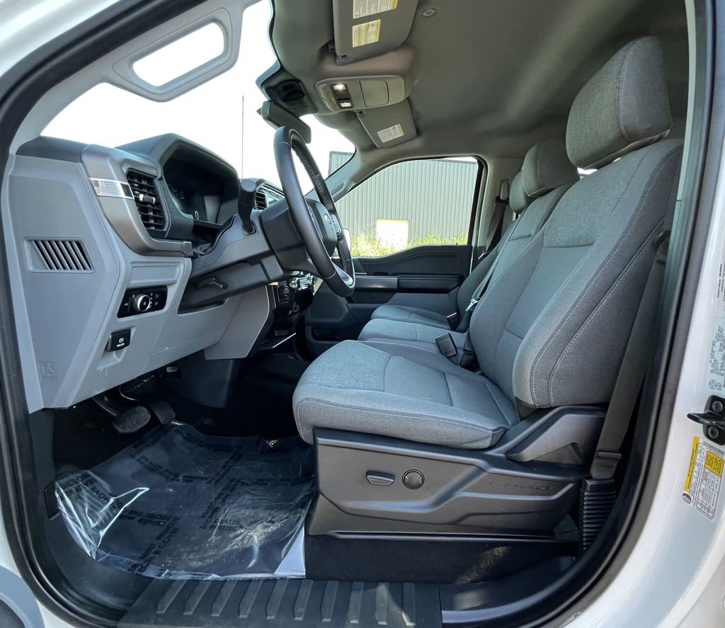 Used 2024 Ford F150 XLT w/ Tow/Haul Package image 9