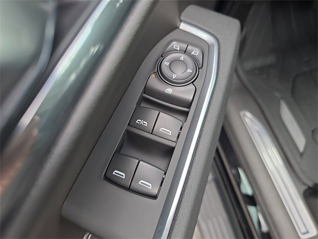 New 2026 GMC Sierra 1500 Elevation w/ LPO, Elevation Black Package image 17