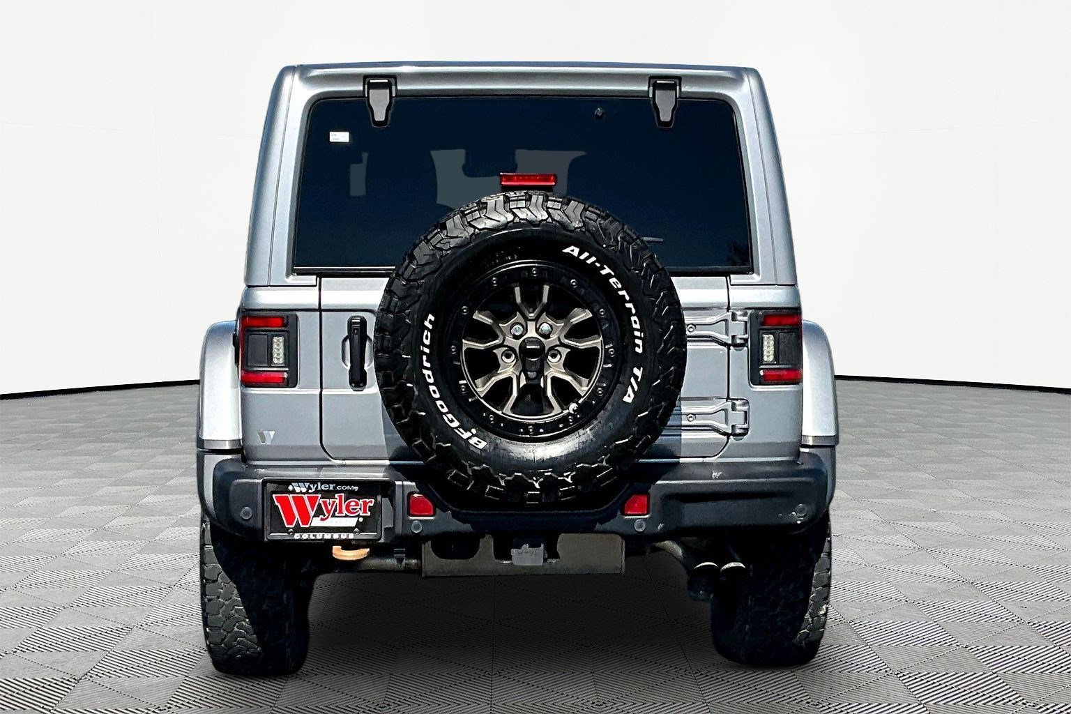 Used 2021 Jeep Wrangler Unlimited Rubicon w/ Trailer Tow Package image 5