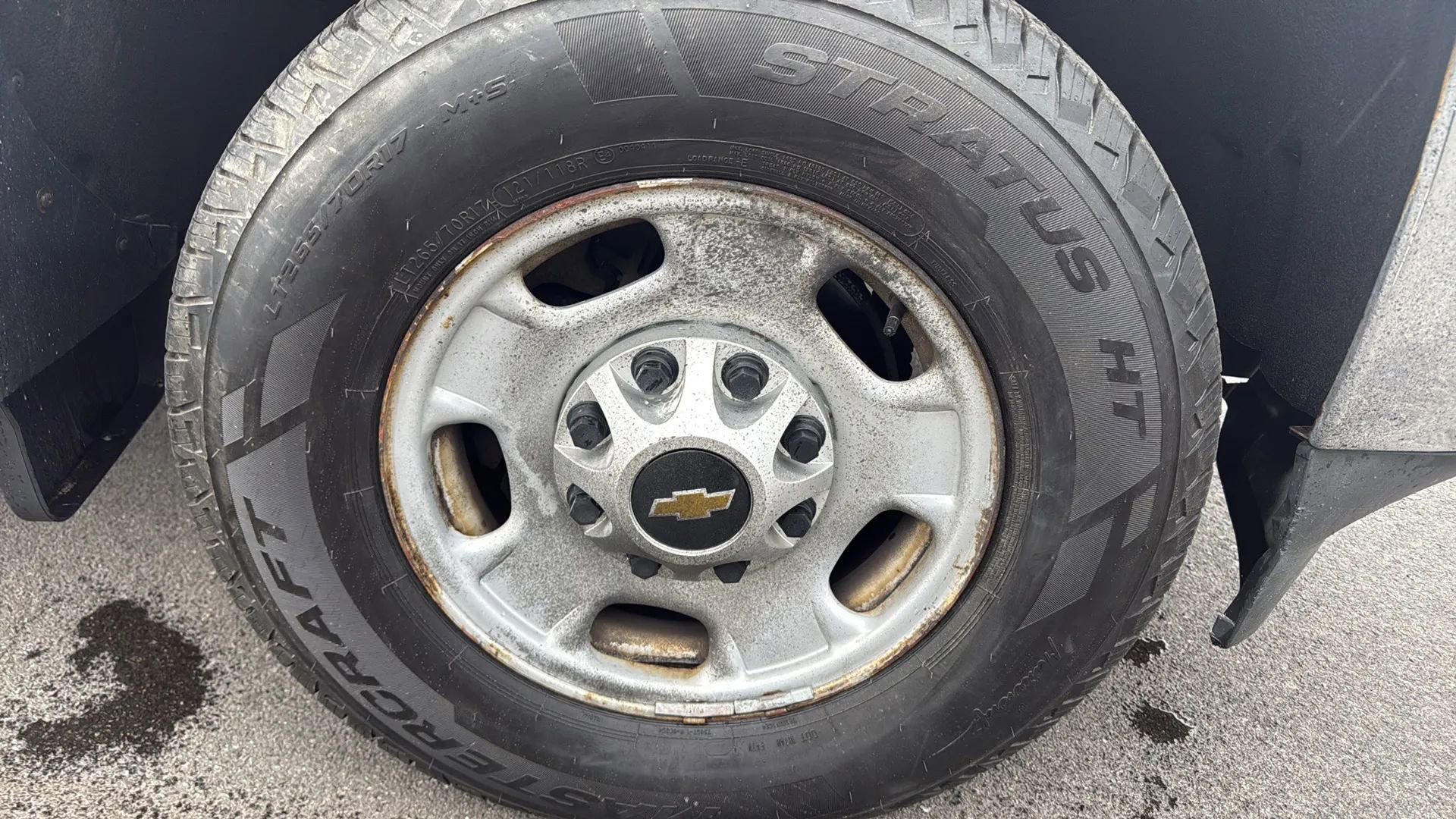 Used 2018 Chevrolet Silverado 2500 W/T w/ Snow Plow Prep Package AWD/4WD image 13