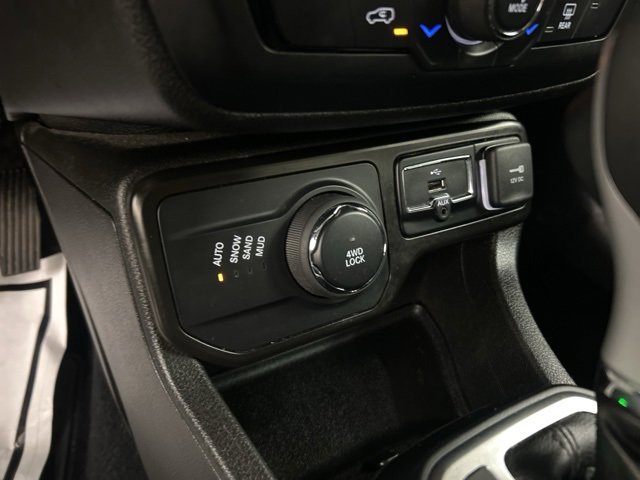 Used 2020 Jeep Renegade Altitude image 19