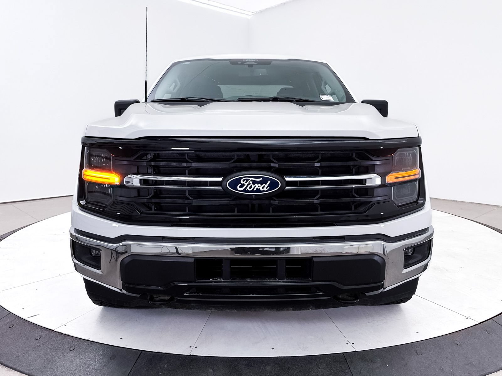 Used 2024 Ford F150 XLT w/ FX4 Off-Road Package AWD/4WD image 13