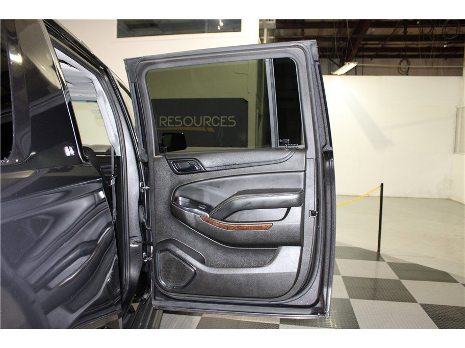 Used 2016 Chevrolet Suburban LT image 28