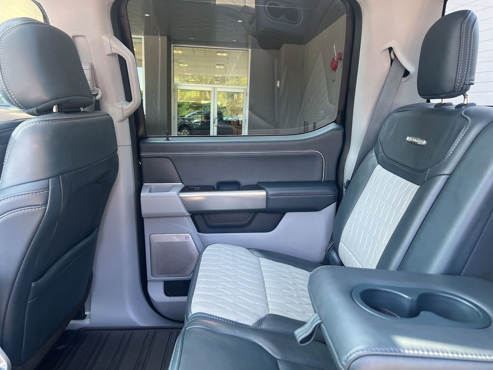 Used 2022 Ford F150 Limited image 14