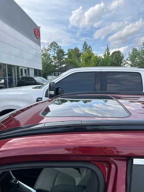 Used 2019 Toyota RAV4 XLE Premium w/ Advanced Technology Package AWD/4WD image 8