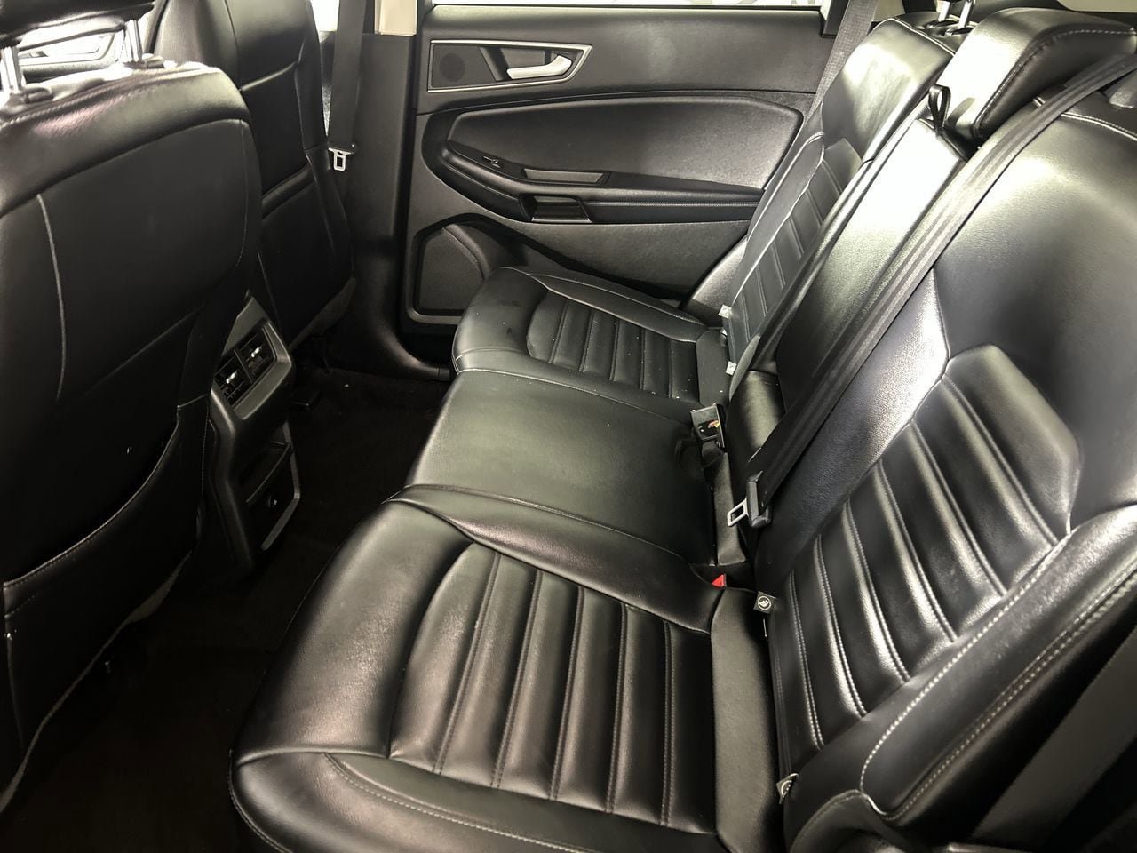 Used 2023 Ford Edge ST-Line AWD/4WD image 24
