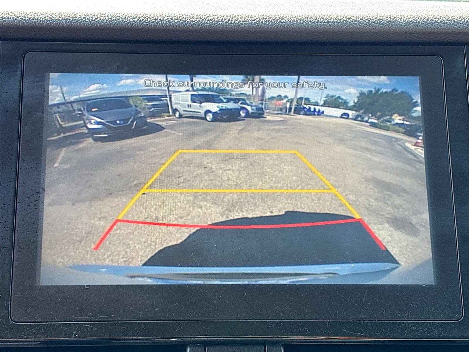 Used 2020 Kia Niro LXS FWD image 13