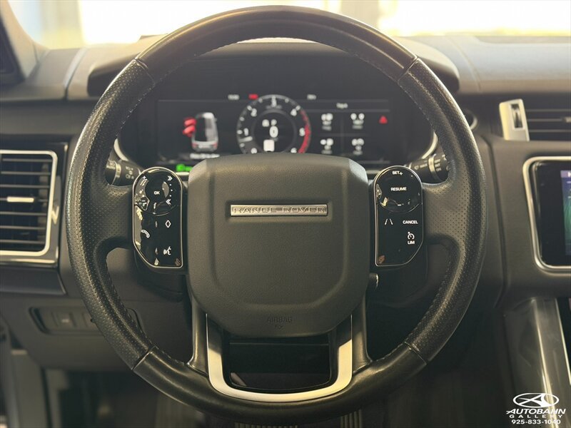 Used 2018 Land Rover Range Rover Sport HSE AWD/4WD image 12