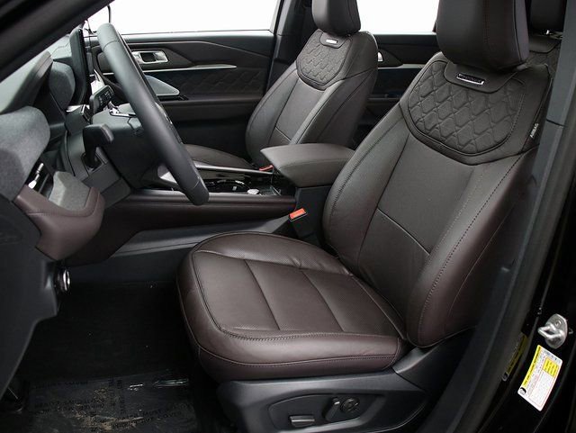 New 2026 Ford Explorer Platinum w/ LUX Leather Package image 9