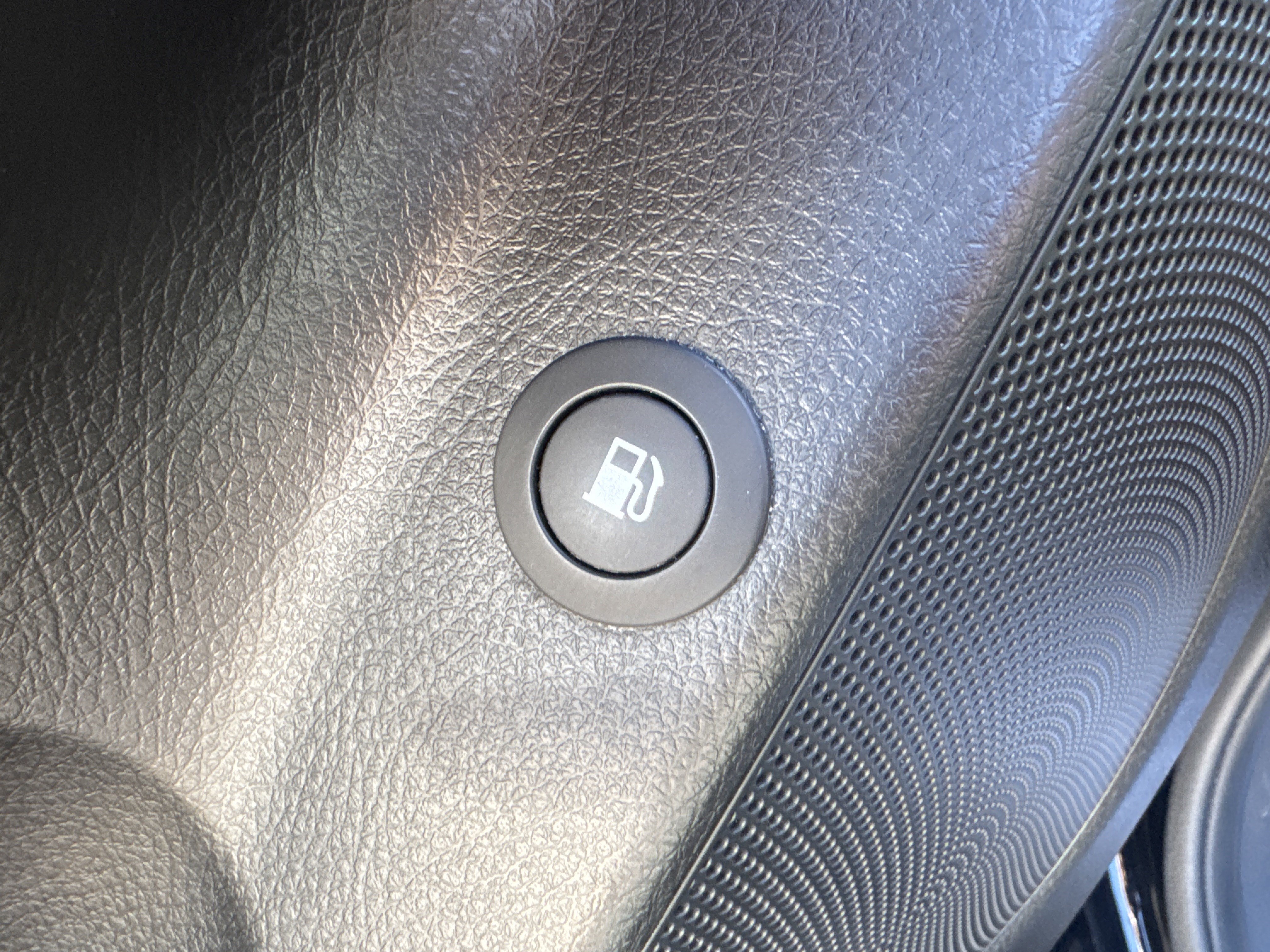 Used 2013 Kia Sorento LX image 11