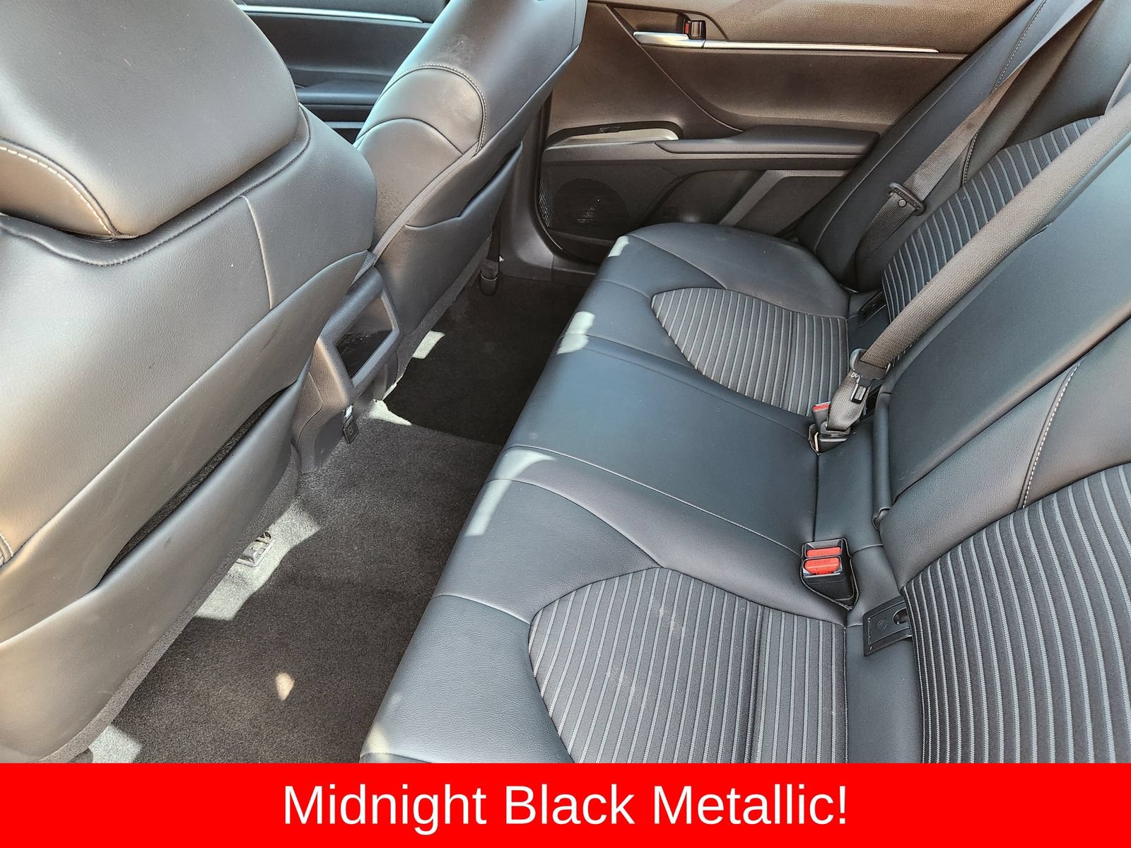 Used 2023 Toyota Camry SE w/ Convenience Package FWD image 37