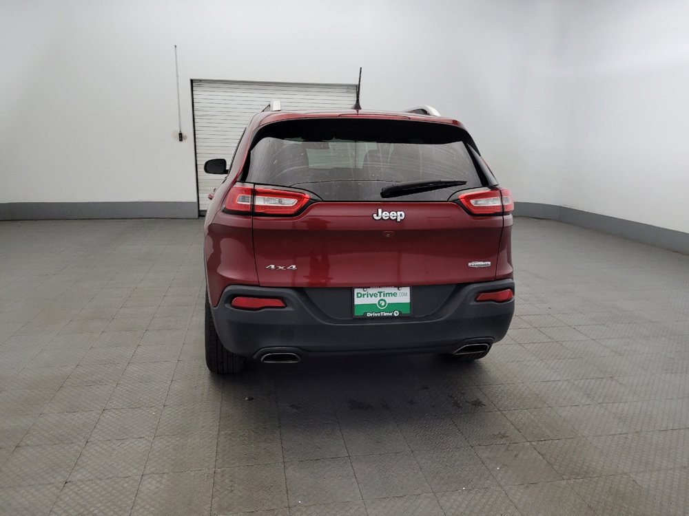 Used 2016 Jeep Cherokee Latitude w/ Cold Weather Group image 6