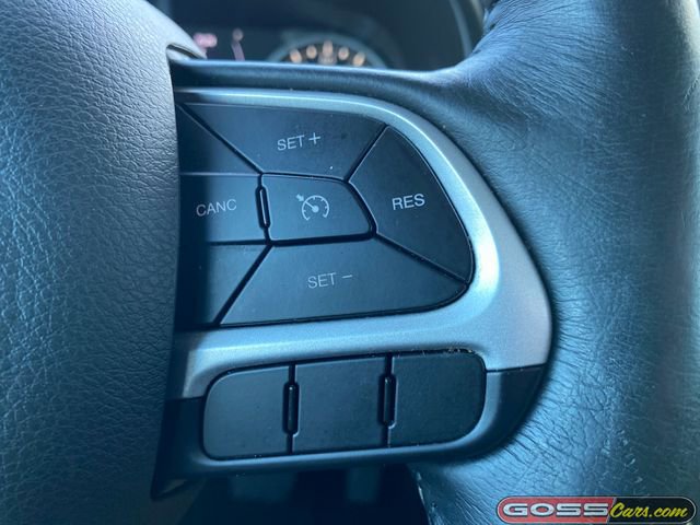 Used 2020 Jeep Renegade Latitude w/ Cold Weather Group image 17