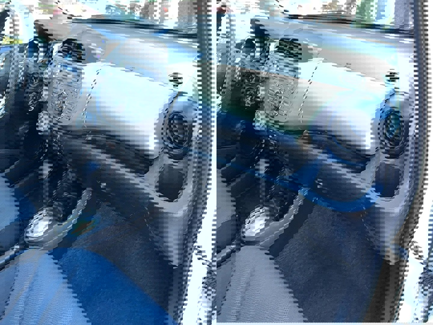 Used 2010 Honda Fit Sport image 16