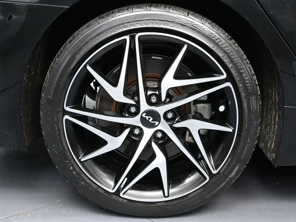 Used 2023 Kia Stinger GT-Line image 11