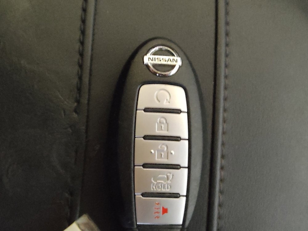 Used 2018 Nissan Rogue SL image 32