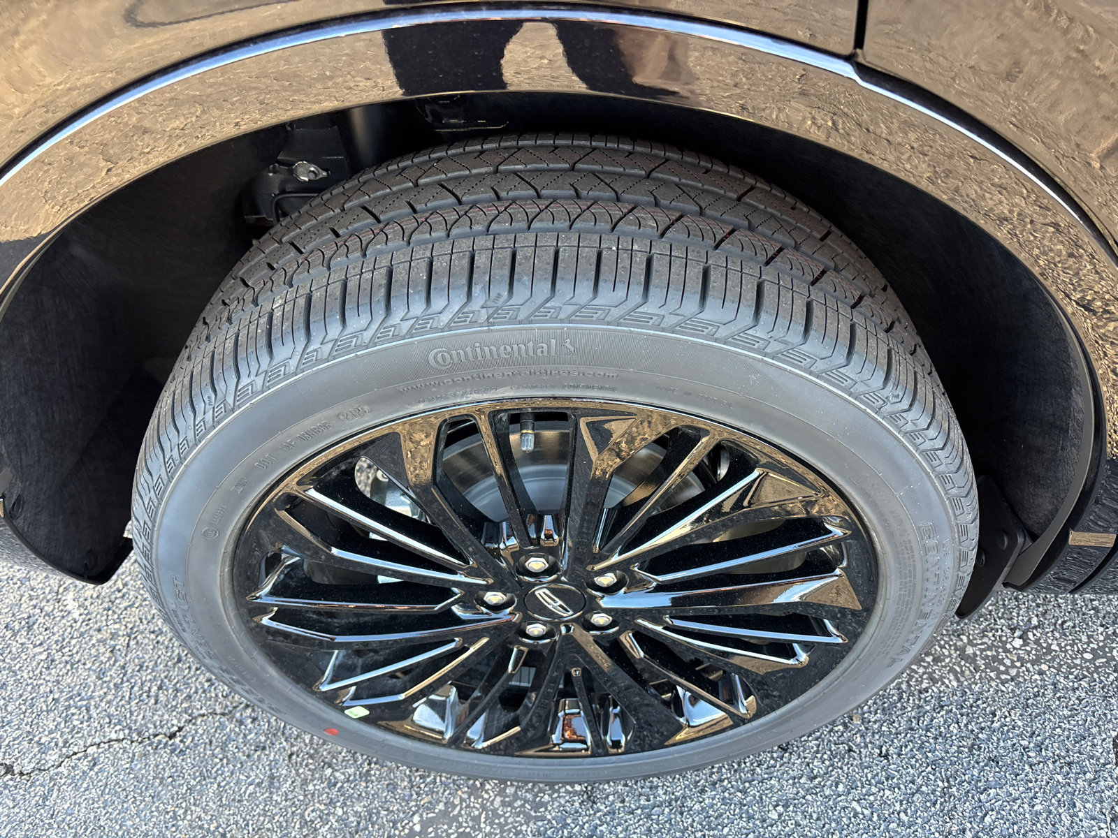 New 2026 Lincoln Corsair Premiere image 10