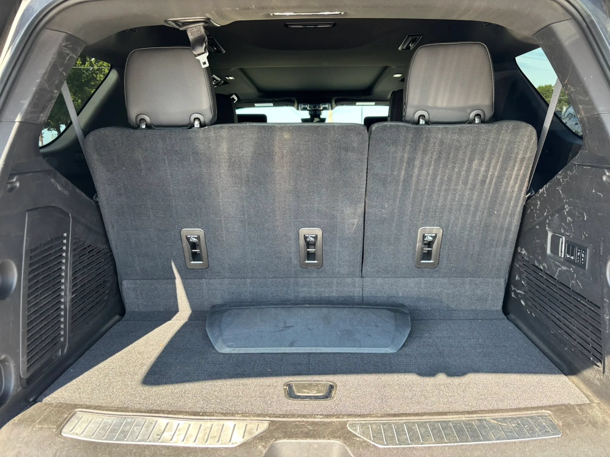 Used 2021 GMC Yukon Denali w/ Denali Ultimate Package AWD/4WD image 22