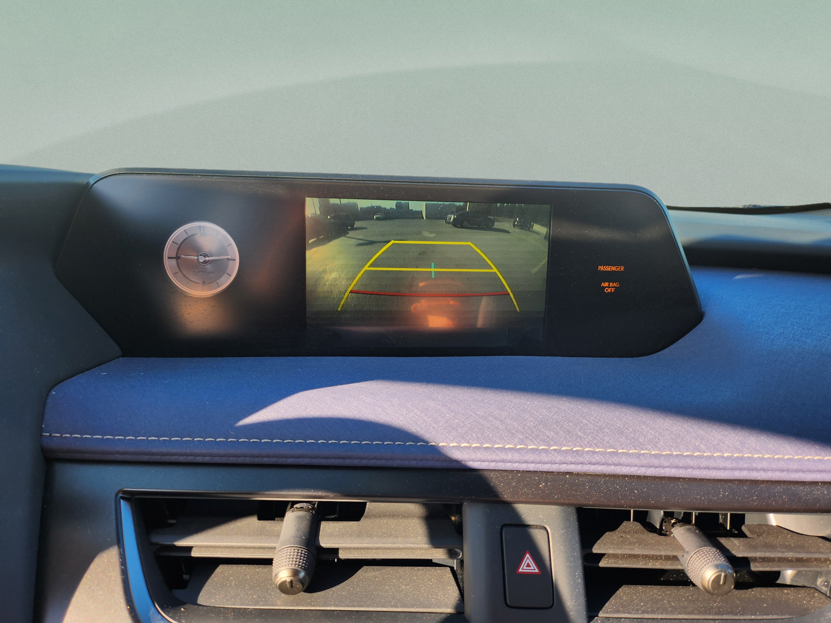 Certified 2022 Lexus UX 200 w/ Premium Package FWD image 16