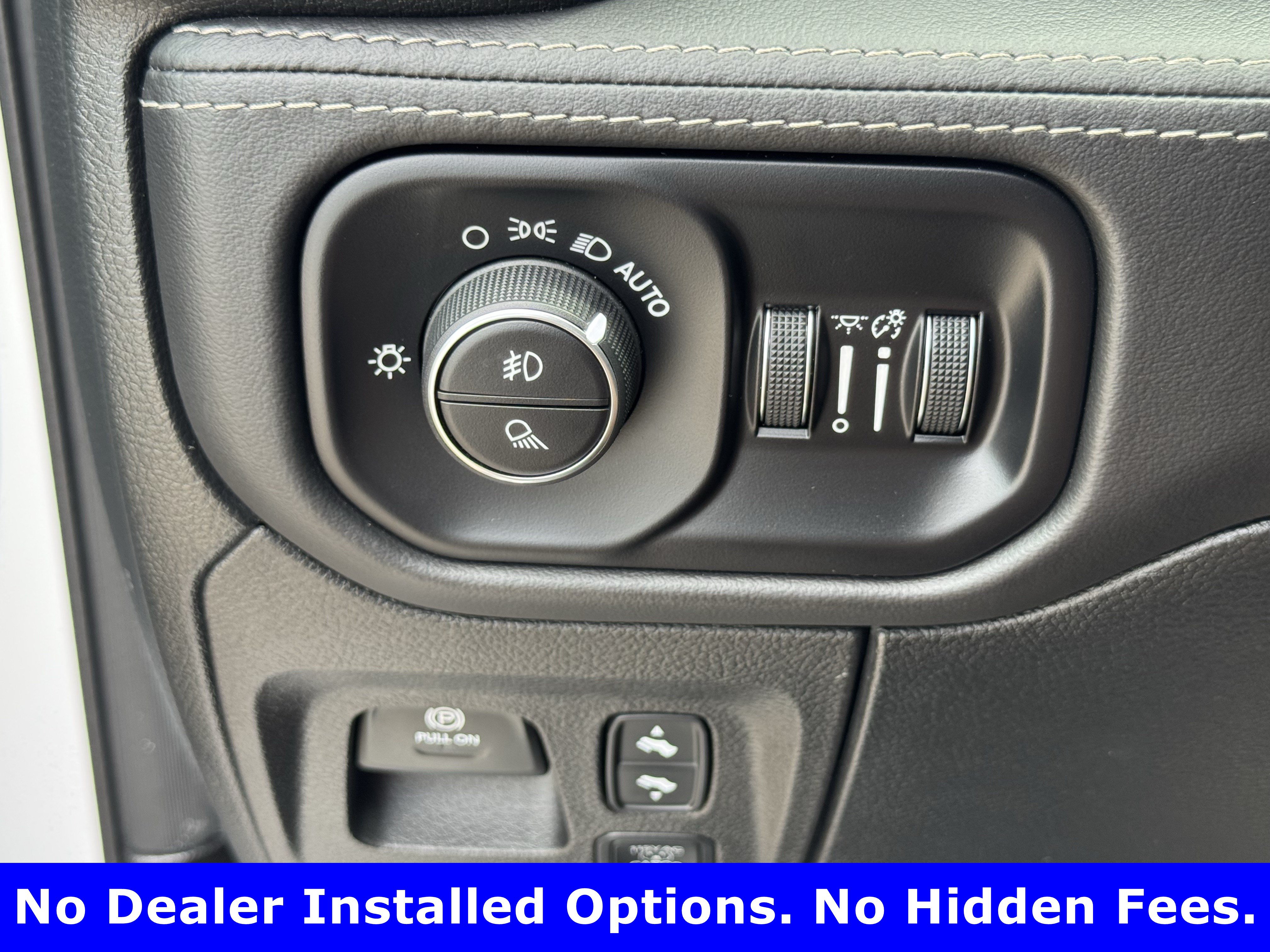Used 2025 RAM 1500 Limited AWD/4WD image 20