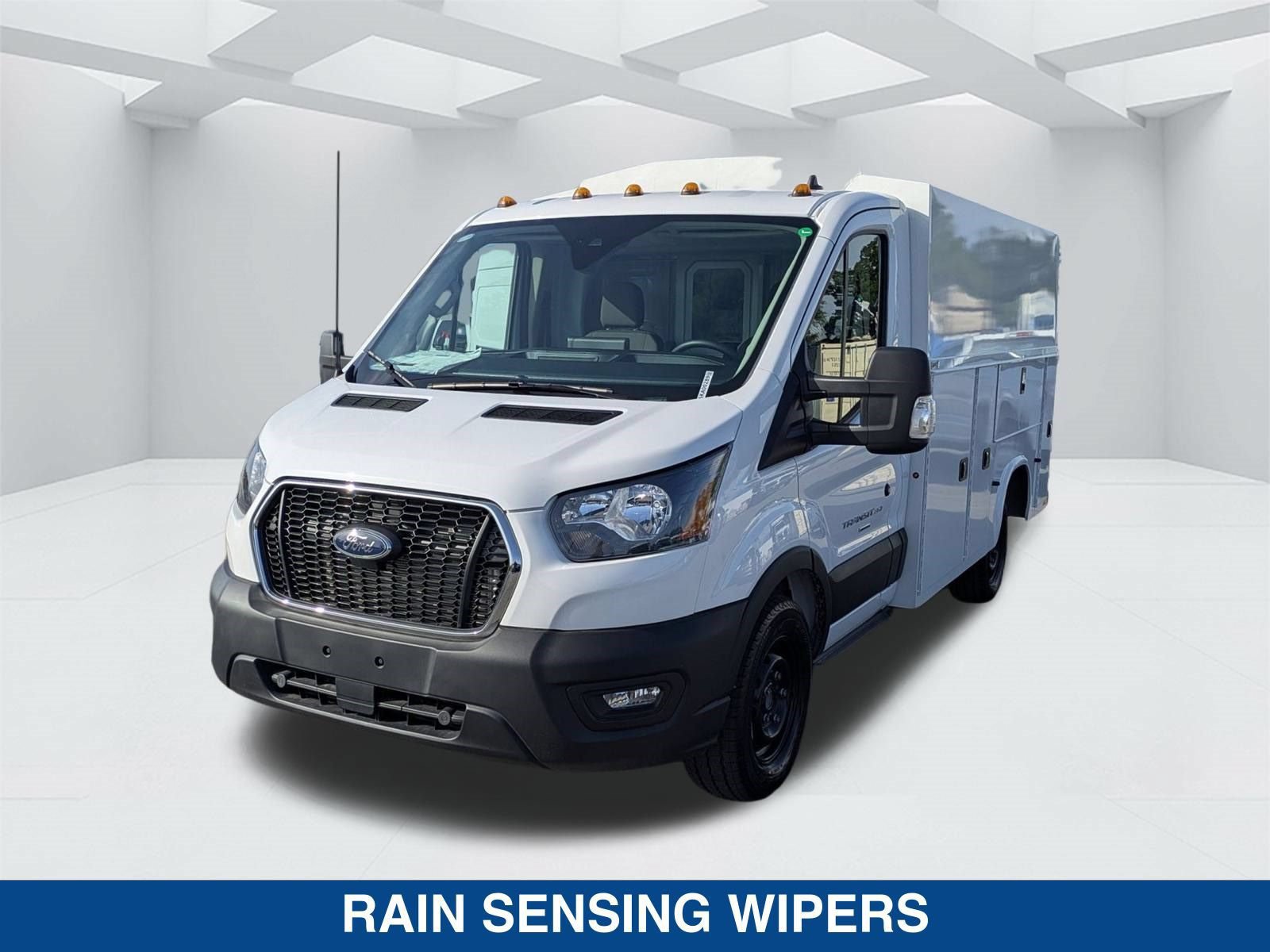 New 2025 Ford Transit 350 w/ Interior Upgrade Package RWD image 9