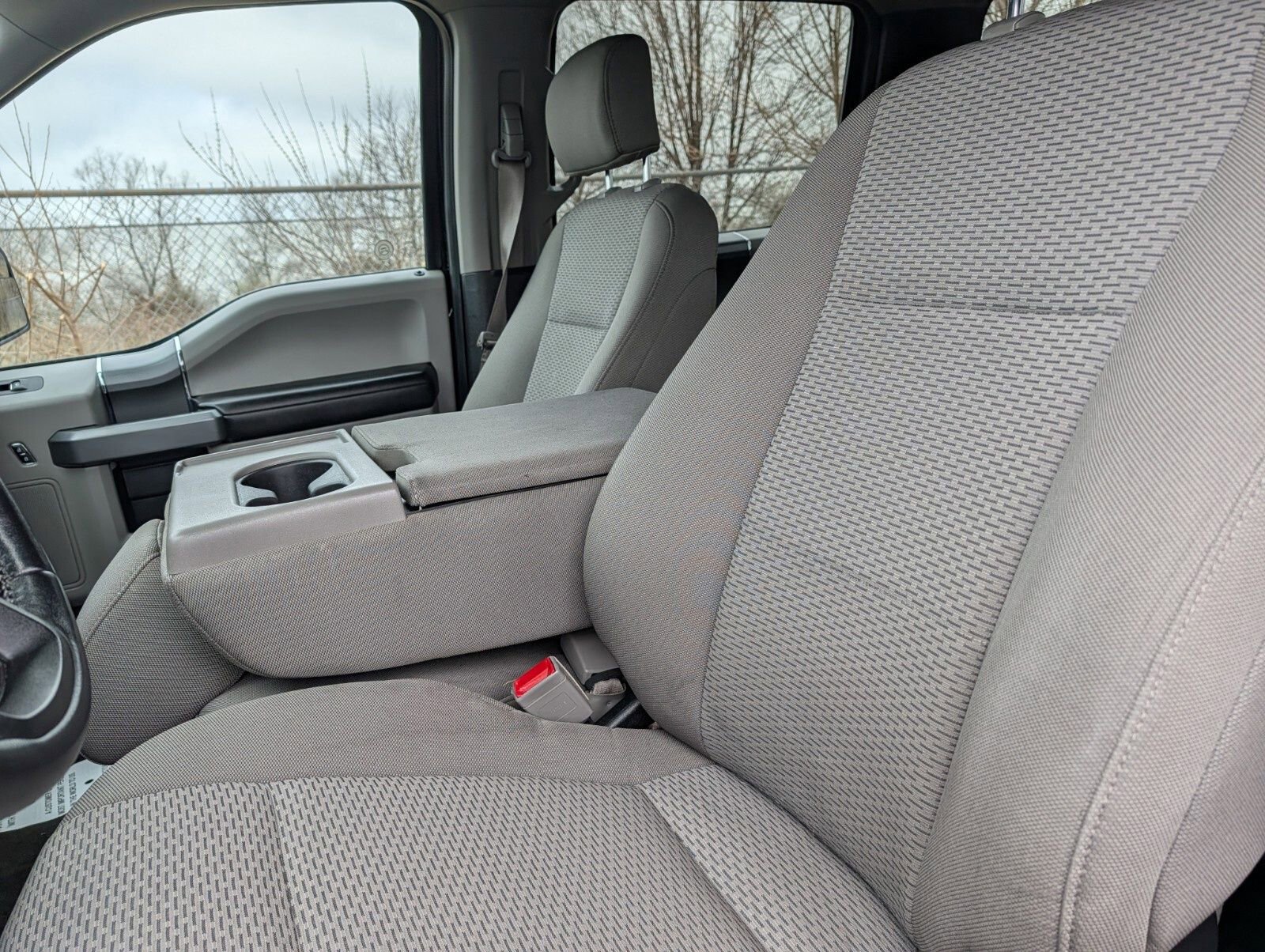 Used 2018 Ford F150 XLT w/ Equipment Group 302A Luxury AWD/4WD image 19