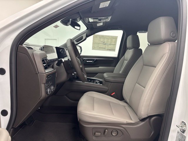 New 2026 Chevrolet Tahoe Z71 w/ Comfort Package AWD/4WD image 24