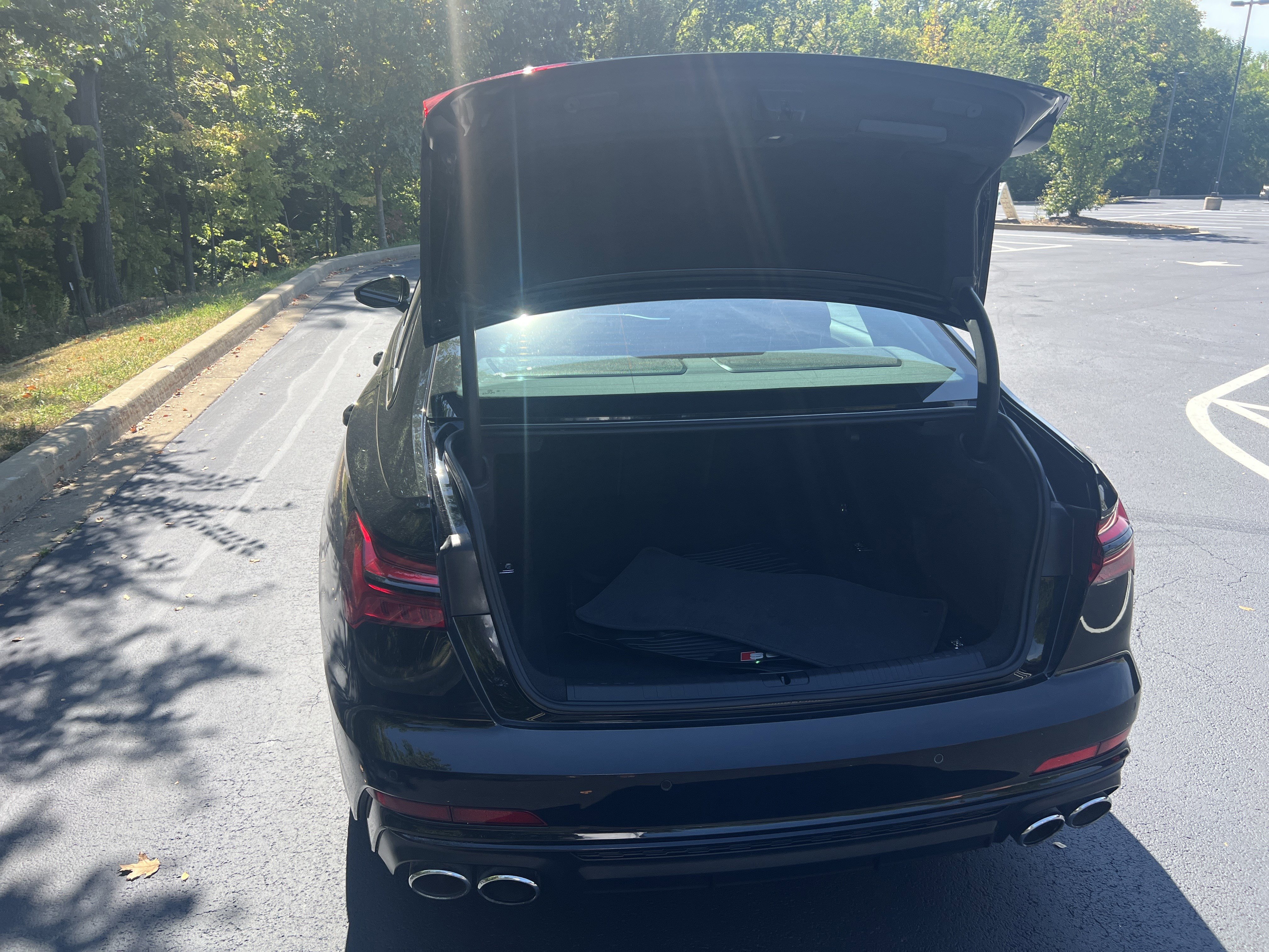 Used 2022 Audi S6 Premium Plus image 30