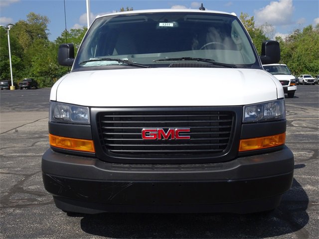 New 2025 GMC Savana 3500 w/ Driver Convenience Package image 10