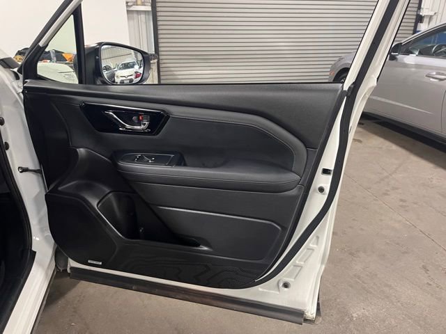 Used 2025 Subaru Forester Touring w/ Popular Package - Touring image 12