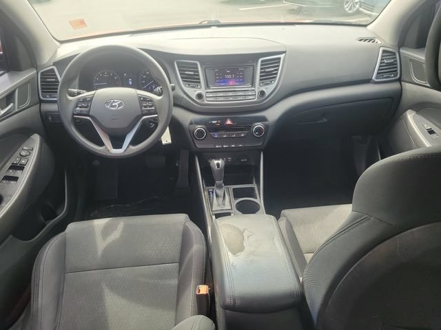 Used 2016 Hyundai Tucson SE w/ Option Group 02 FWD image 11