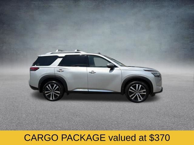 Used 2025 Nissan Pathfinder Platinum w/ Cargo Package AWD/4WD image 3