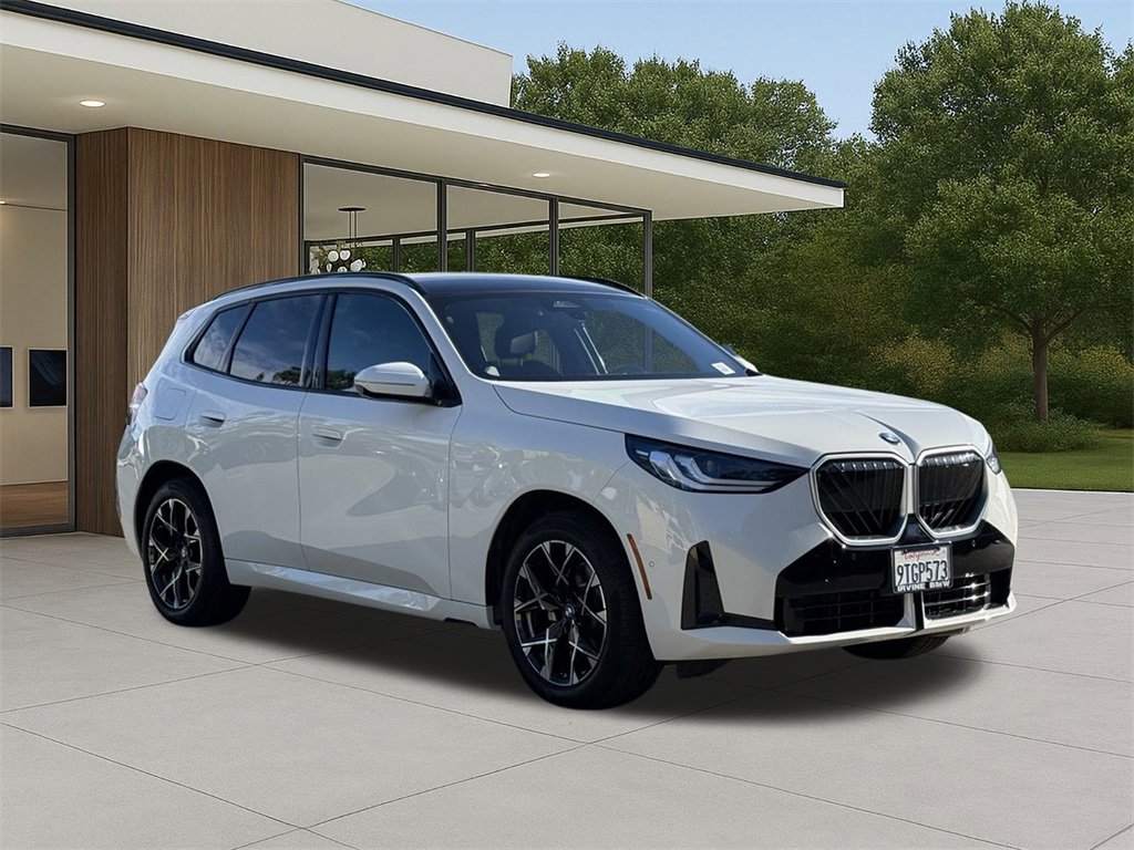Used 2025 BMW X3 xDrive30i w/ M Sport Package image 5