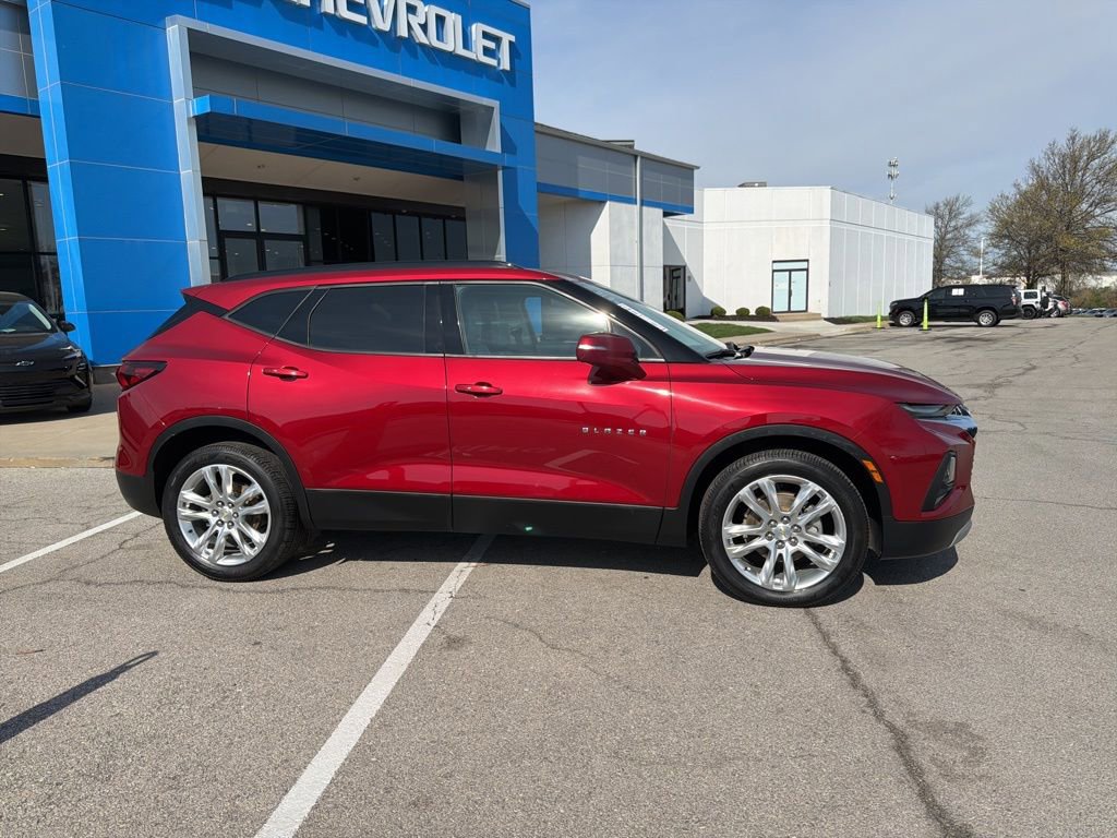 Used 2019 Chevrolet Blazer LT w/ Sun and Wheels Package image 2