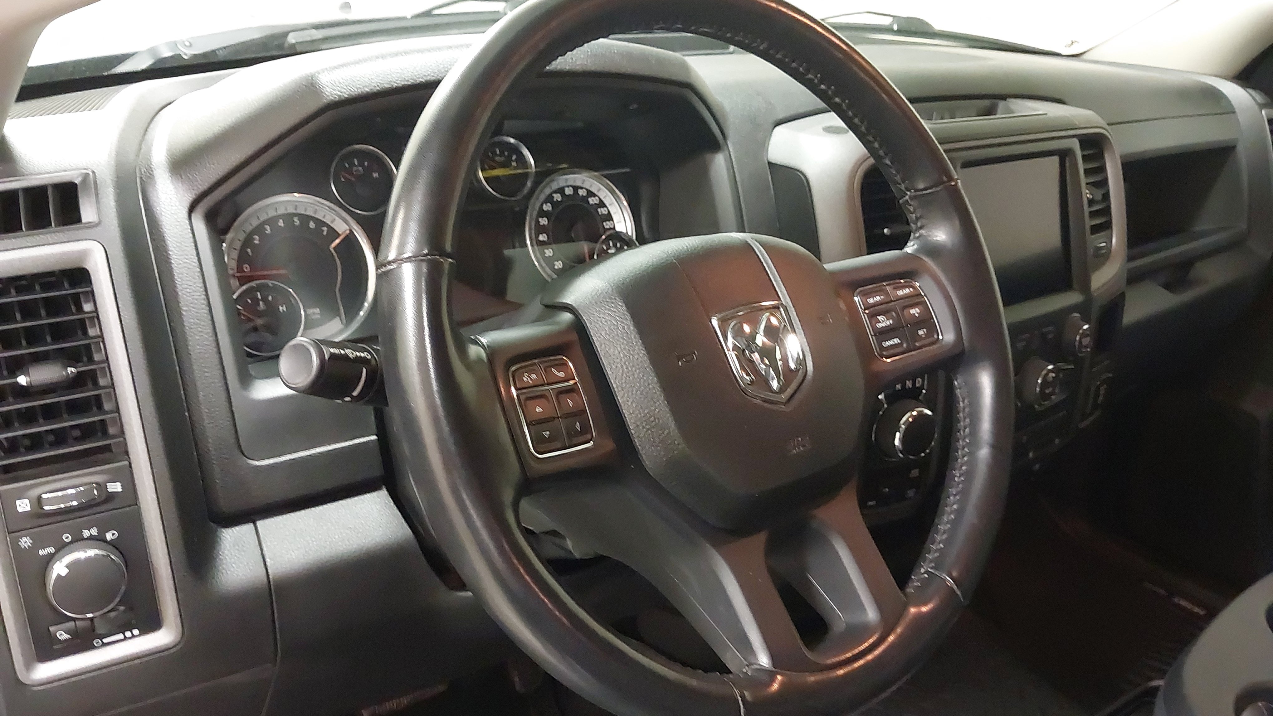 Used 2021 RAM 1500 Tradesman w/ Chrome Plus Package AWD/4WD image 17