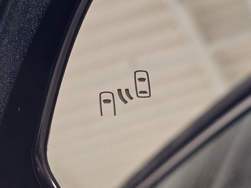 Used 2023 Toyota RAV4 XLE w/ Convenience Package AWD/4WD image 9