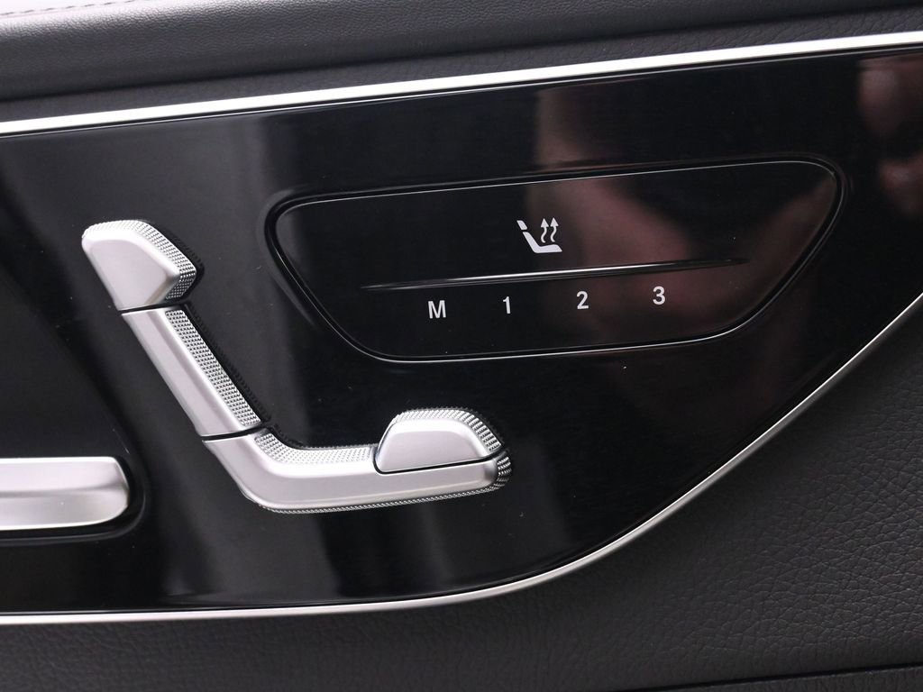 Used 2023 Mercedes-Benz C 300 4MATIC Sedan image 47