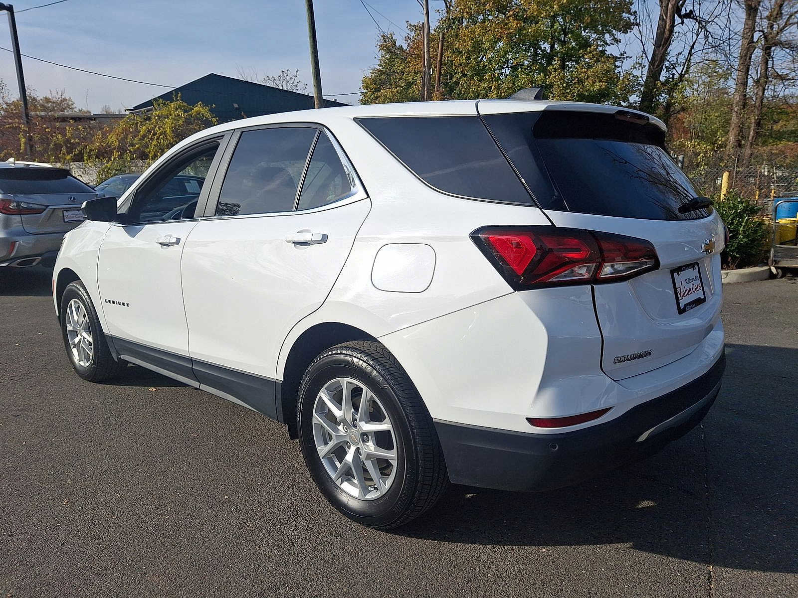 Used 2024 Chevrolet Equinox LT image 19