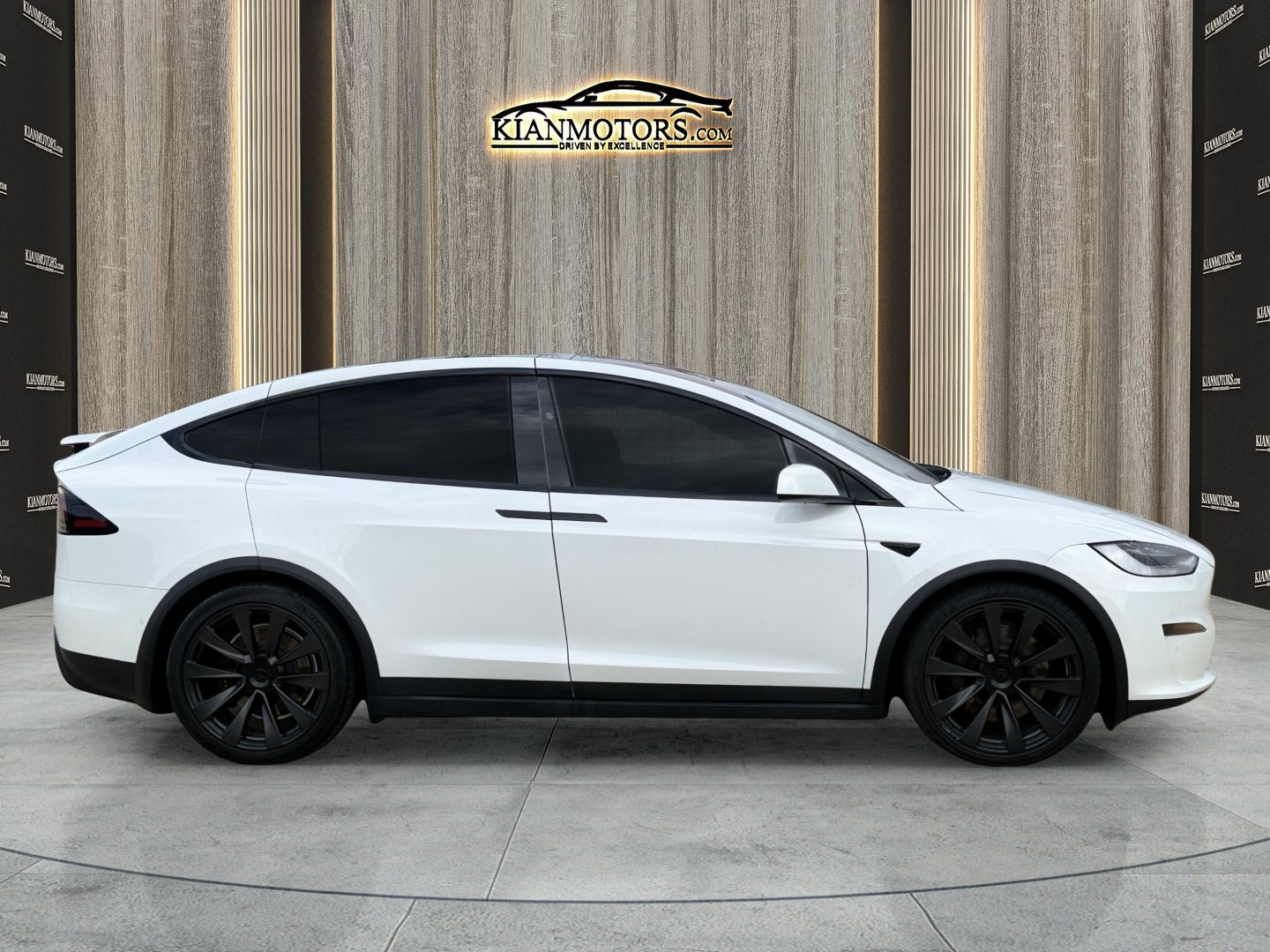 Used 2023 Tesla Model X Plaid AWD/4WD image 8
