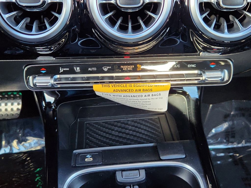 New 2025 Mercedes-Benz CLA 250 4MATIC image 18