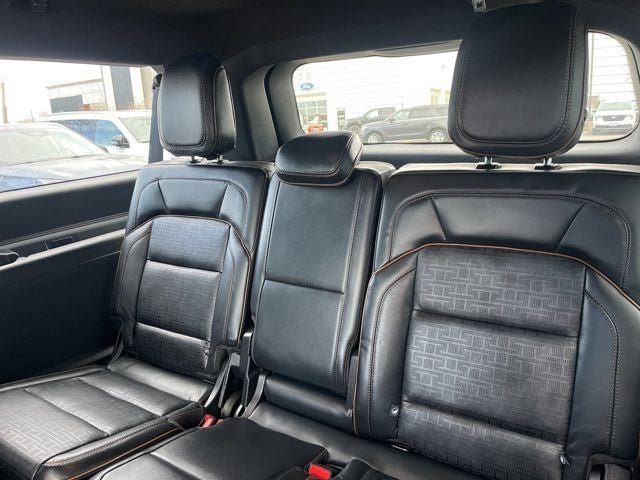 Used 2025 Lincoln Navigator L Black Label AWD/4WD image 24
