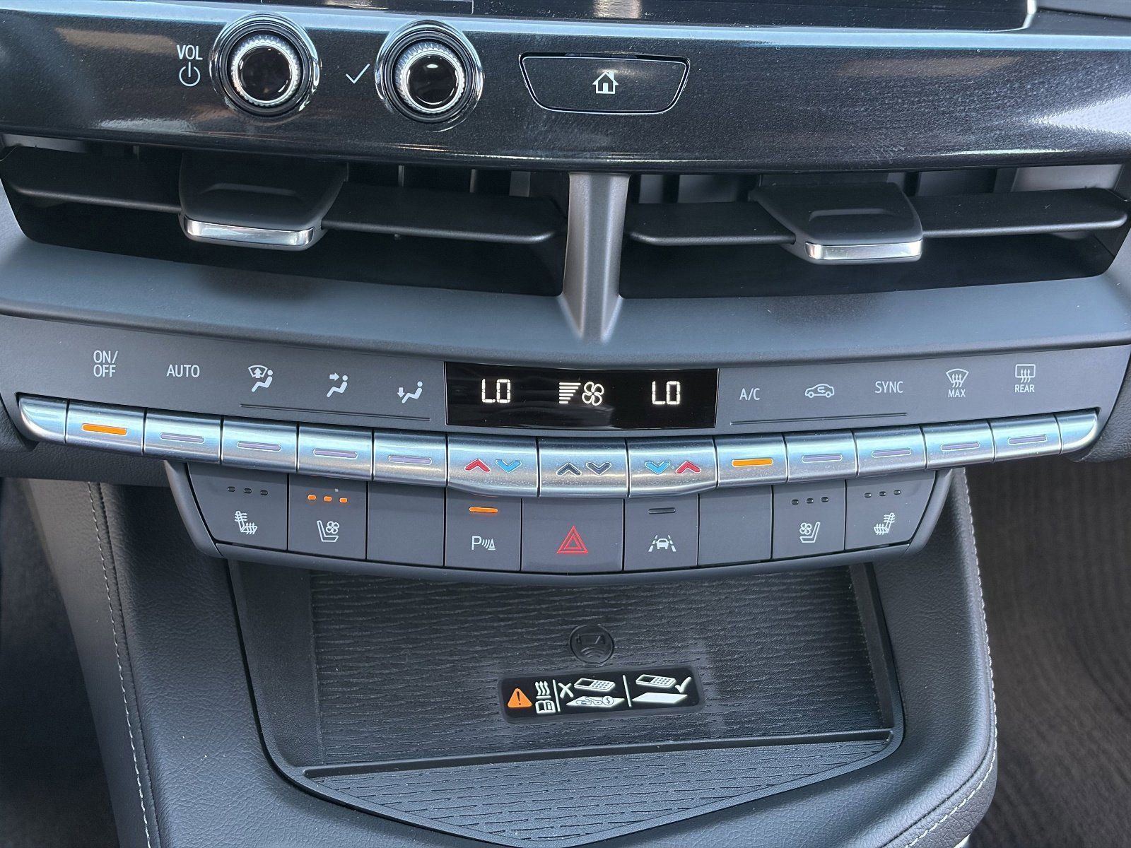 Used 2025 Cadillac CT4 Sport RWD image 29