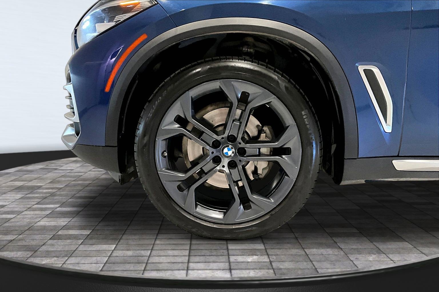 Used 2019 BMW X5 xDrive40i AWD/4WD image 33