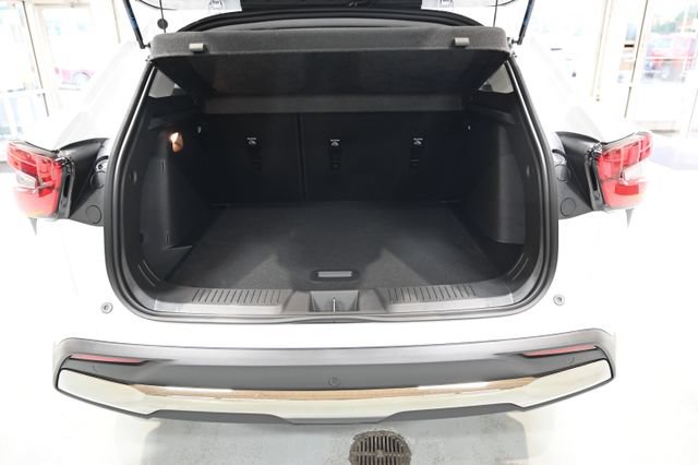 New 2026 Chevrolet Trax ACTIV w/ Sunroof Package FWD image 28