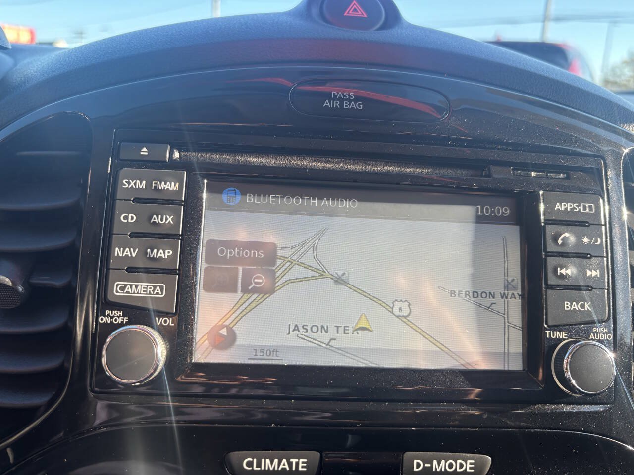 Used 2015 Nissan Juke SL AWD/4WD image 26