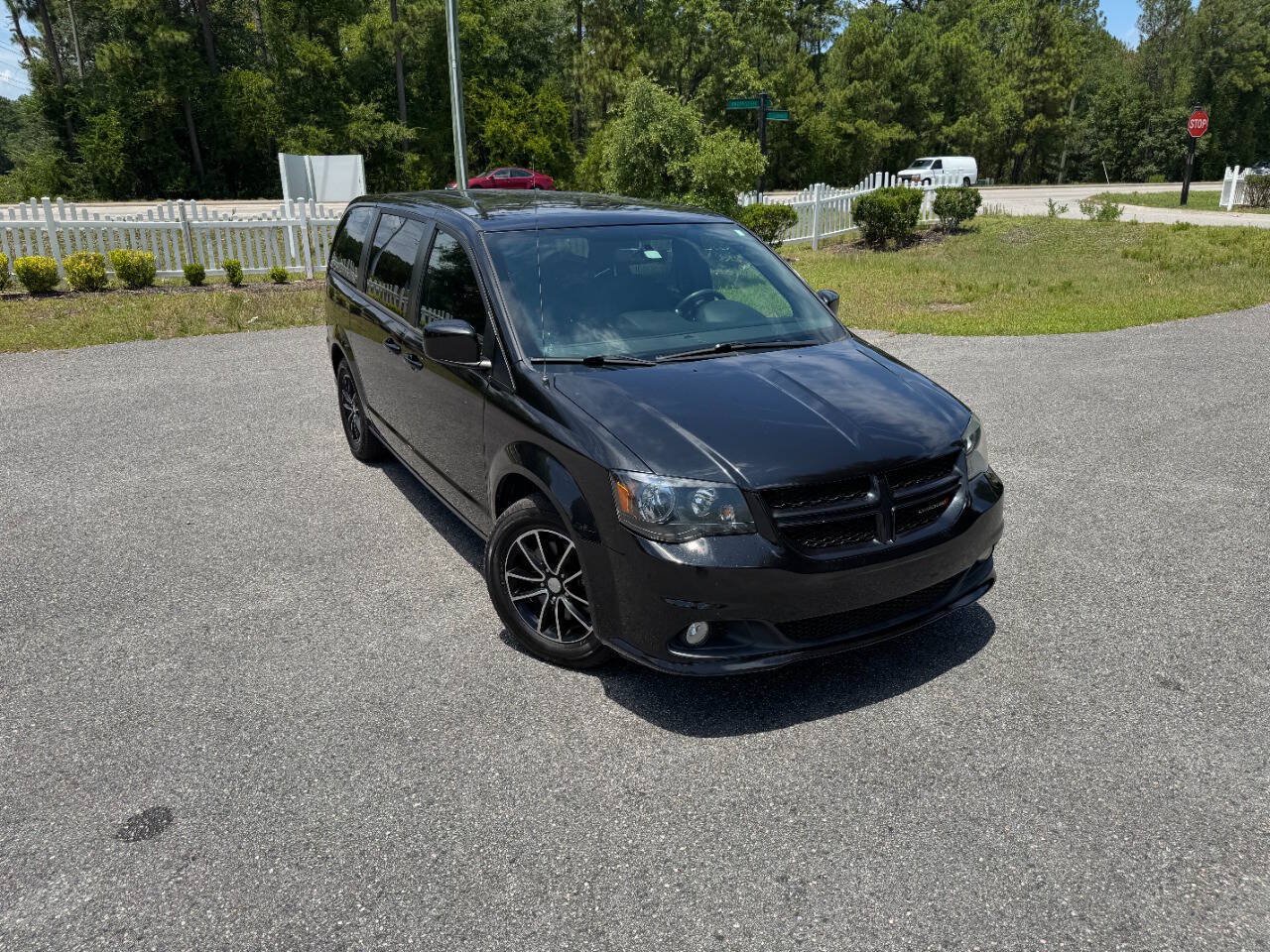 Used 2018 Dodge Grand Caravan GT FWD image 38